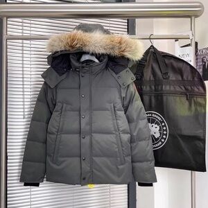 🌹Canada Goose Wyndham Gray Puffer Jacket with Fur Hood
